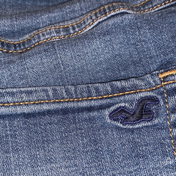 hollister - denim shorts - Picture 3 of 5